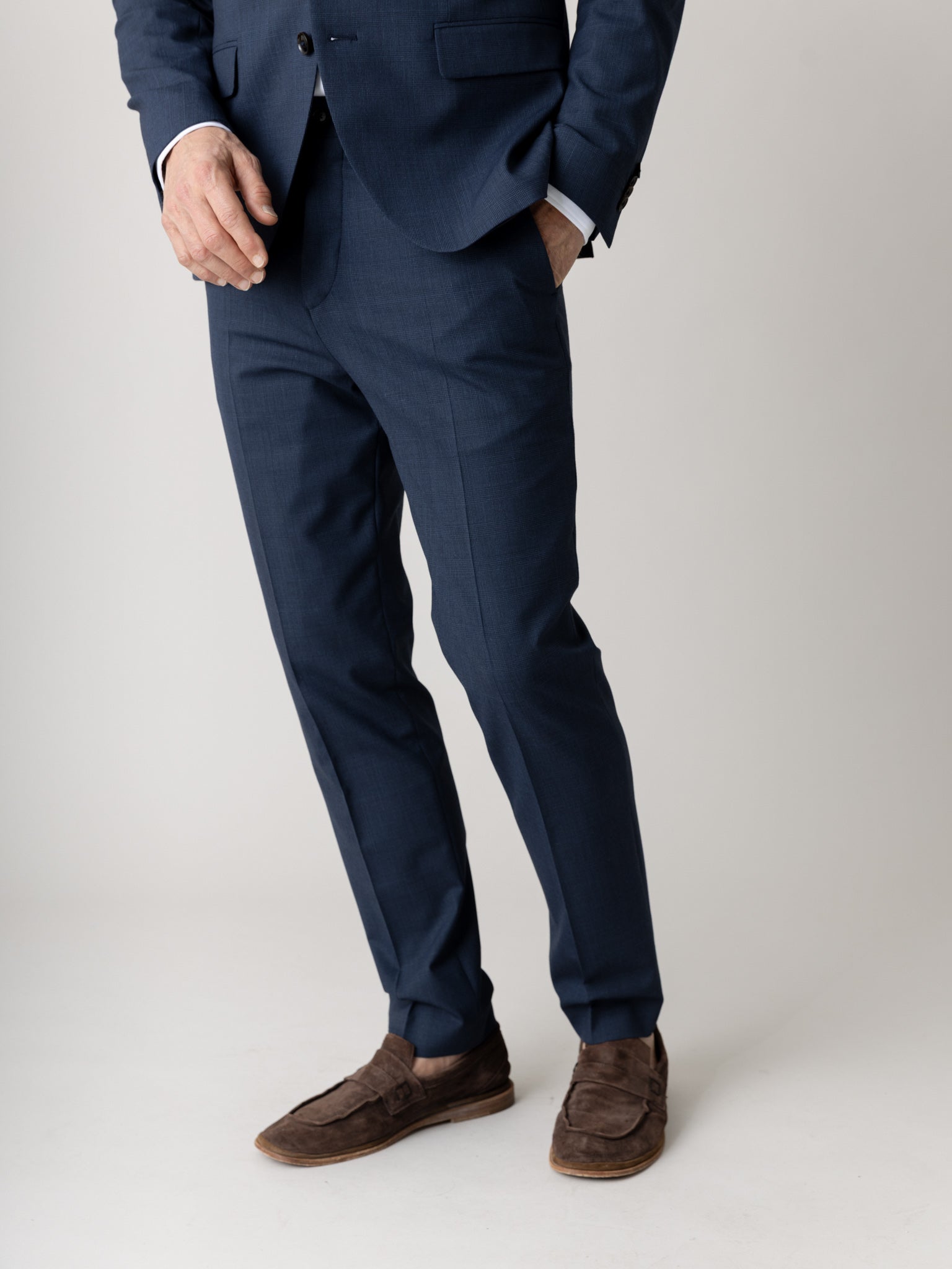 Modelshot / Navy Check / Detail